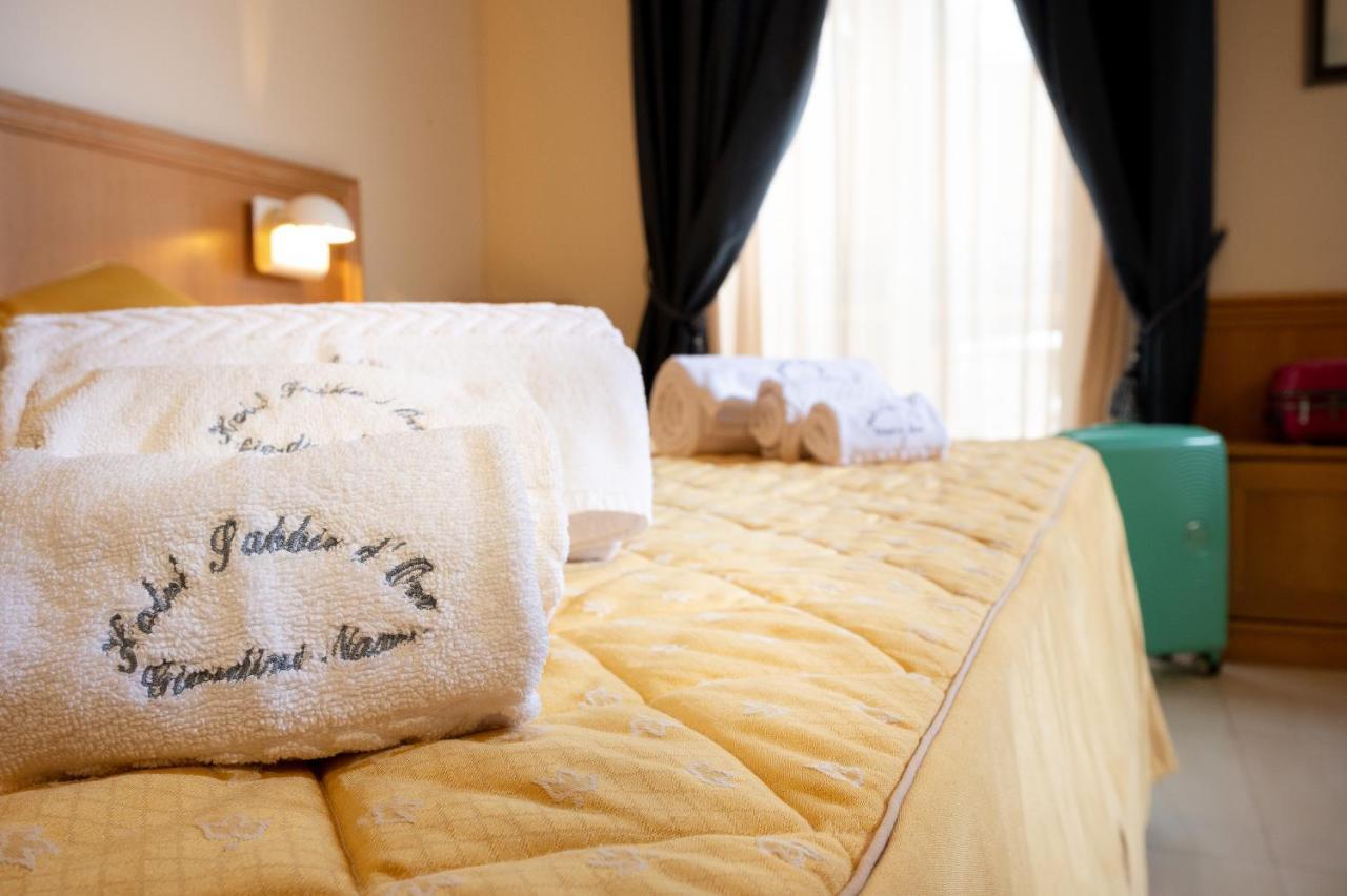 Hotel Sabbie D'Oro Giardini Naxos Eksteriør bilde