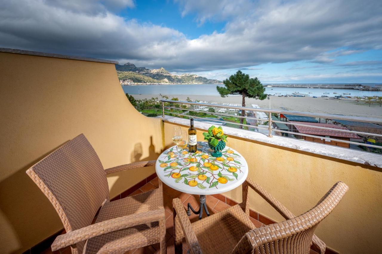 Hotel Sabbie D'Oro Giardini Naxos Eksteriør bilde