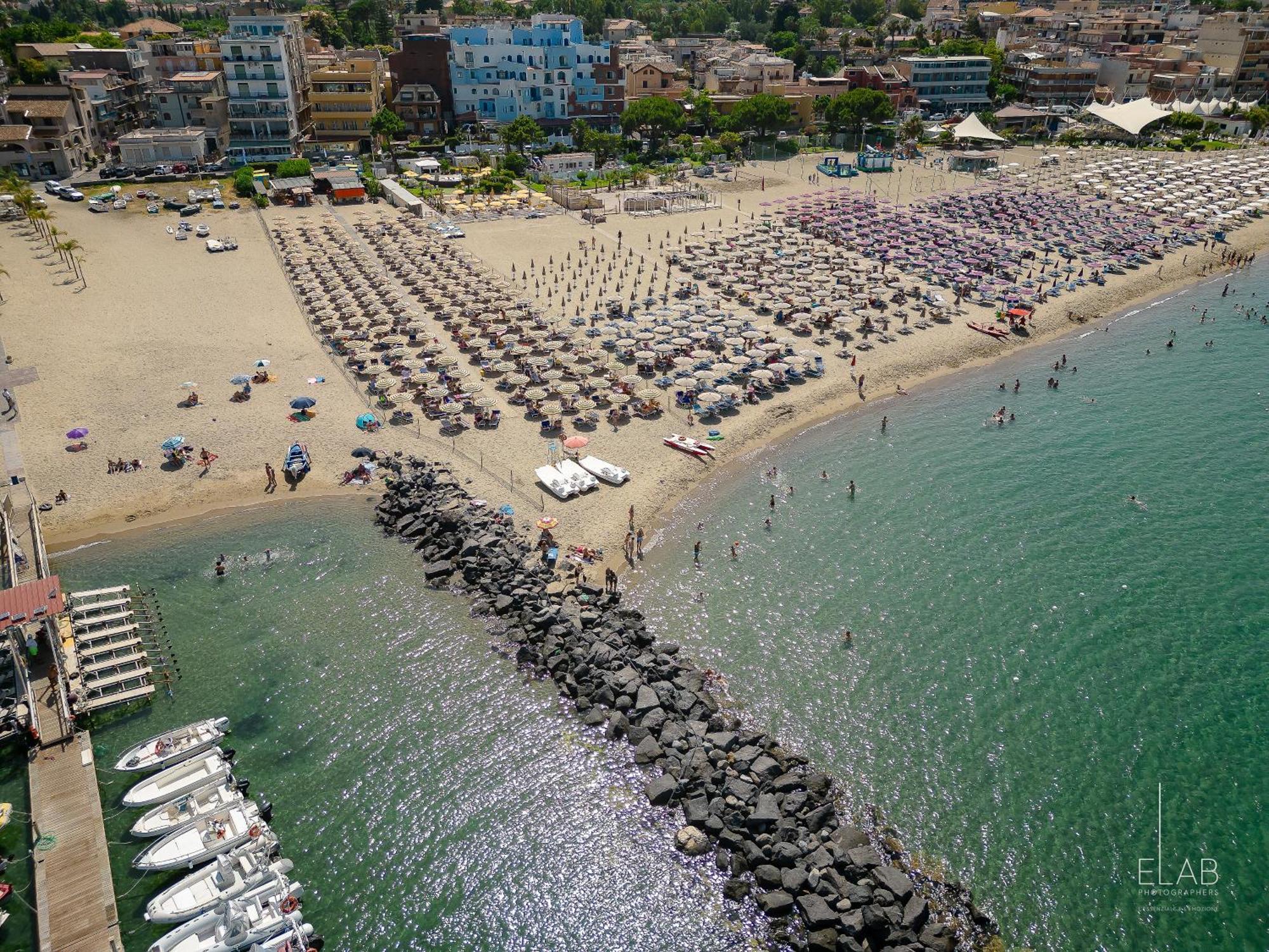 Hotel Sabbie D'Oro Giardini Naxos Eksteriør bilde