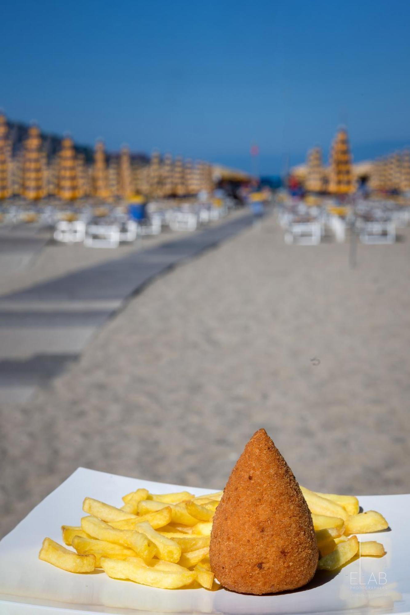 Hotel Sabbie D'Oro Giardini Naxos Eksteriør bilde