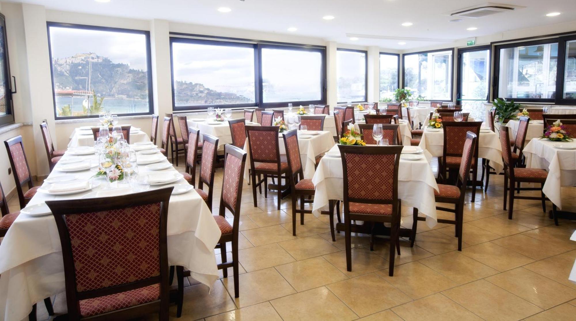 Hotel Sabbie D'Oro Giardini Naxos Eksteriør bilde