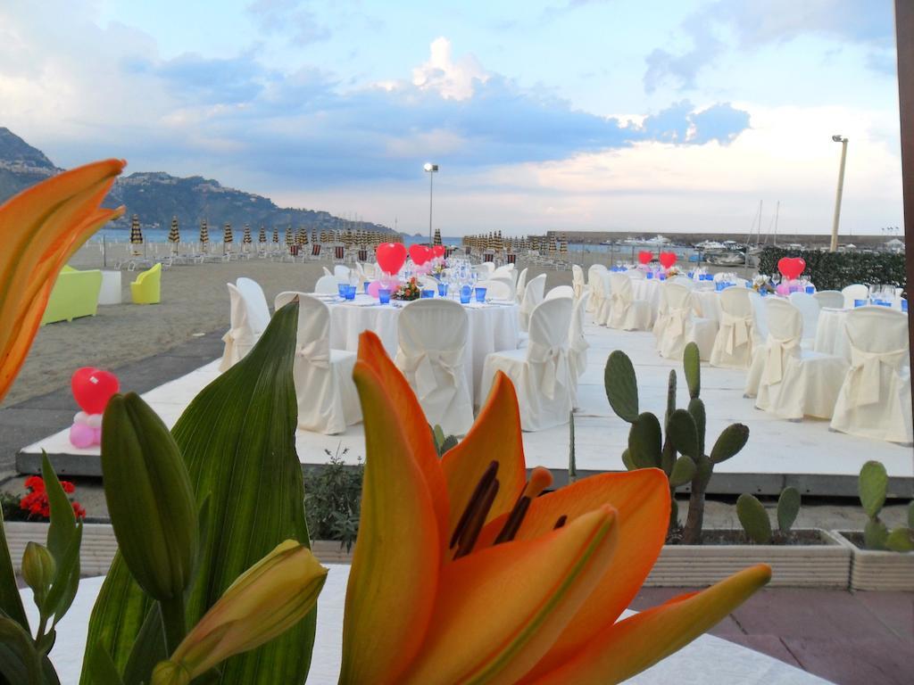 Hotel Sabbie D'Oro Giardini Naxos Eksteriør bilde